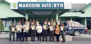 Kasdim 0415/Batanghari Terima Dukungan 2 Ton  Beras dari Bulog  Jambi untuk TMMD