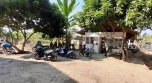Menangguk Untung Saat Upacara Pembukaan TMMD