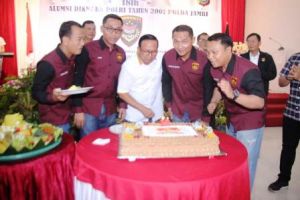 Kapolda Hadiri Reuni Alumni Dikmaba Polda Jambi
