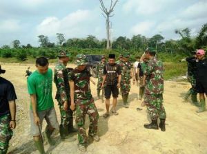 Tinggal Finishing, Jalan Baru yang Dibangun Lewat TMMD di Desa Ladang Peris Sudah Dilalui Warga
