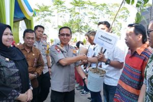 Kapolda Hadiri Peringatan Hari Lingkungan Hidup di Muaro Jambi