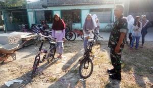 Semarakan TMMD, Tentara Gelar Lomba Bersepeda Lambat