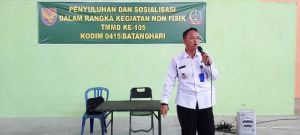 Program Nonfisik TMMD, Kepala BNN Batanghari Jadi Pemateri Penyuluhan Narkoba di Desa Ladang Peris