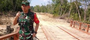 Tak Hanya Fokus Pembangunan Fisik, Dansatgas juga Minta Anak-anak Diajarkan Permainan Tradiaional