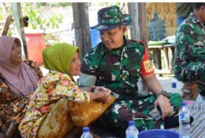 Senangnya Mbah Yatin, Rumahnya Direnovasi TNI