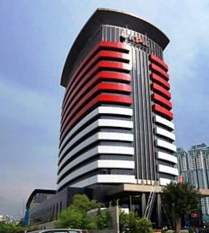 Penuhi Panggilan KPK, Wakil Ketua DPRD Provinsi Jambi Ini Ditahan KPK