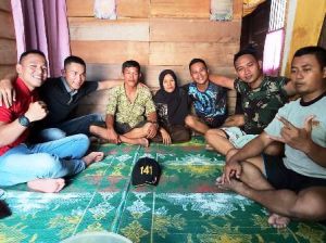 Sedih Bakal Ditinggal Satgas TMMD, Aminah: Saya Belum Siap Berpisah