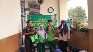 Jaksa Masuk Sekolah di SMP Adiyaksa I Disambut  Antusias