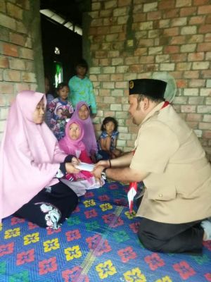 Satgas Pramuka Peduli Kwarcab Batanghari Sambangi Rumah Duka Pahlawan Langit Biru