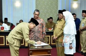 Bupati Kerinci Tandatangani Kesepakatan bersama Dirjen Pajak