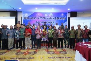 Kapolri dan Panglima TNI Hadiri Deklarasi Kesepakatan Bersama Menjaga Papua Tanah Damai