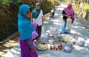 Bangga, Bantu Sediakan Konsumsi Untuk Suksesnya TMMD