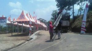 Kades Yang Selalu Ikut Kerja di Lokasi TMMD