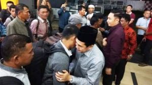 28 Warga Sungaipenuh Tinggalkan Wamena dan Tiba di Jambi Disambut Wako AJB