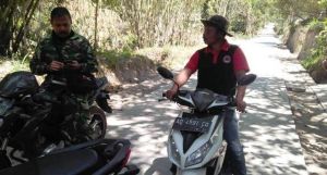 Puas Dengan Hasil Pengecoran Jalan