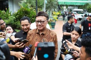 Mendagri Ajak Masyarakat Doakan Kesembuhan Menkopolhukam