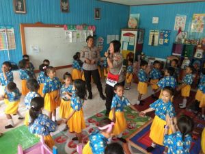 Puluhan Murid TK Kemala Bhayangkari Nabire Antusias Ikuti Polisi Pi Ajar