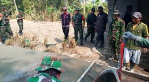 Terus Pantau Perkembangan TMMD, Sekaligus Pacu Semangat Prajurit