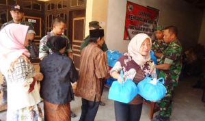 Terimakasih Pak Tentara Atas Bantuan Sembakonya