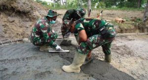 Satgas TMMD Yang Rela Kerja Tambahan