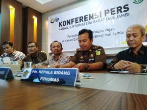 Ini Pasal yang Disangkakan Bapak dan Anak di Jambi yang Ditahan Kejati