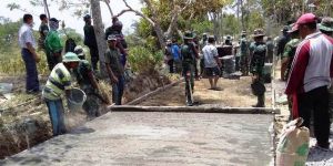 Semakin Banyak Pengeroyok Jalan TMMD