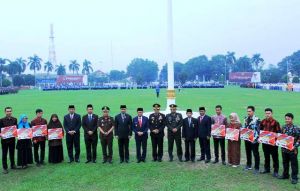 Mustafah dan 9 Pemuda di Jambi Terima Penghargaan di Moment Hari Sumpah Pemuda