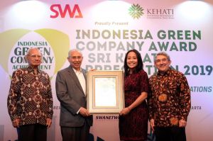 PT Royal Lestari Utama  Kembali Raih Penghargaan Green Company Award