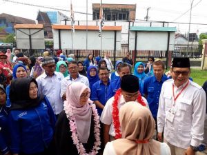 Tim Teriak H Bakri Untuk Gubernur Saat Kembalikan Formulir Ke Gerindra