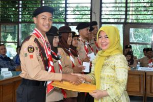 Yunninta - Mahdan Pasangan Ideal Untuk Wujudkan Batanghari Unggul  !