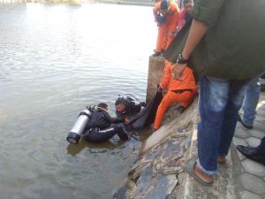 Bermain di Kolam Dekat Bandara, Dua Anak Tenggelam