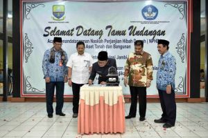 Gubernur Jambi: Hibahkan Aset LPMP Mendukung Kualitas Pendidikan Jambi