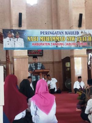 Wabup Hadiri Peringatan Maulid Nabi Di Masjid Agung Tanjabtim