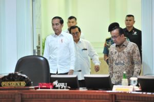 Jokowi Ingatkan Jangan Beli Alutista dengan Tehnologi Usang