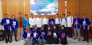 GenBI Komisariat UIN STS Jambi Bedah Buku