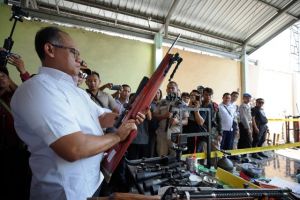 Ditreskrimsus Polda Jatim Gerebek Rumah Produksi Senjata Angin Tanpa Izin di Lumajang