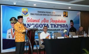 Kukuhkan Tim Koordinasi Pengelolaan Sumber Daya Air, Ini Pesan Fachrori