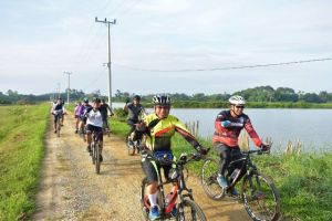 Minggu Pagi , Kapolda Jambi Gowes Bersama Sekaligus Patroli