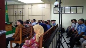 Dua Saksi Ini Bantah Terima Uang Ketok Palu
