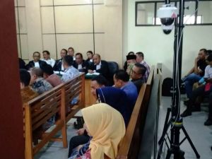 Rupanya Erwan Malik Pernah Curhat Ke Emi Nopisah Soal Uang Ketok Palu