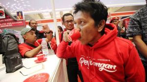 Testomoni Kopi Jambi,  Adian: Kopi Hellosapa Kopi Terenak yang Pernah Saya Minum.