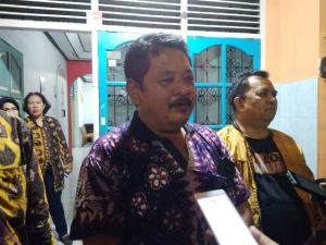 Masih Temani Ibunda yang Sakit, Cek Endra Utus Tim Kembalikan Formulir ke Hanura