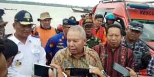 Safrial Ingatkan Warga Harus Sadar Bahaya Berenang di Sungai Pengabuan