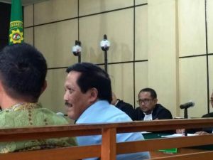 Akui Terima Uang, Zainal Abidin Juga Bawa Nama Nurhayati