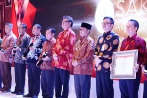 Bupati Merangin Raih Penghargaan SAKIP Award 2019 Dari Menpan RB
