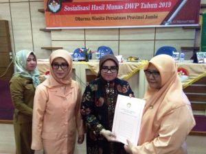 Sertijab Dharma Wanita Provinsi Jambi, Ini Harapan Rahima