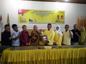 Perdana Kembalikan Berkas Ke Golkar, Safrial: Saya Ngotot Jadi Gubernur Karena Presiden PDIP