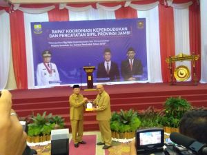 Pemprov Jambi Adakan Pembuatan E-KTP Gratis, Gede Suratha: Kita Sukseskan pilkada 2020