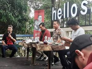 Adian: Negara Tidaklah Lemah Hanya Karena Minta Maaf Kepada Rakyat