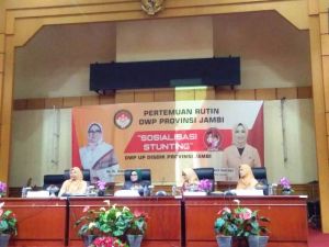 Rahima Fachrori Silaturrahmi Bersama DWP Disdik Provinsi Jambi, Ini yang Disampaikan
